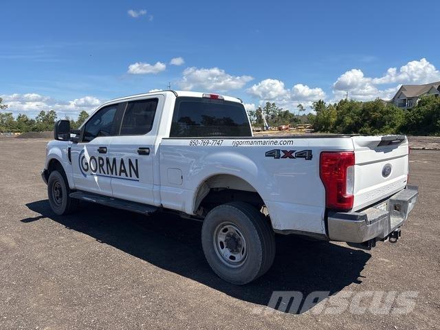 Ford F-250 Nakladacia/sklápacia bočnica