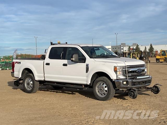 Ford F-250 Nakladacia/sklápacia bočnica
