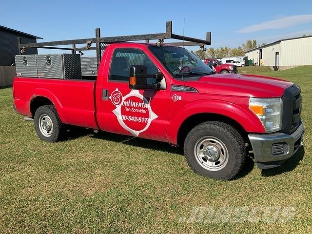 Ford F-250 Nakladacia/sklápacia bočnica