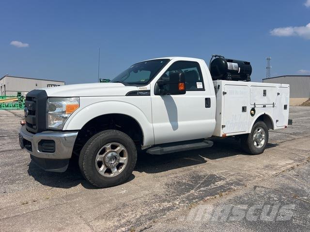 Ford F-250 Komunálne / Multi-úžitkové vozidlá