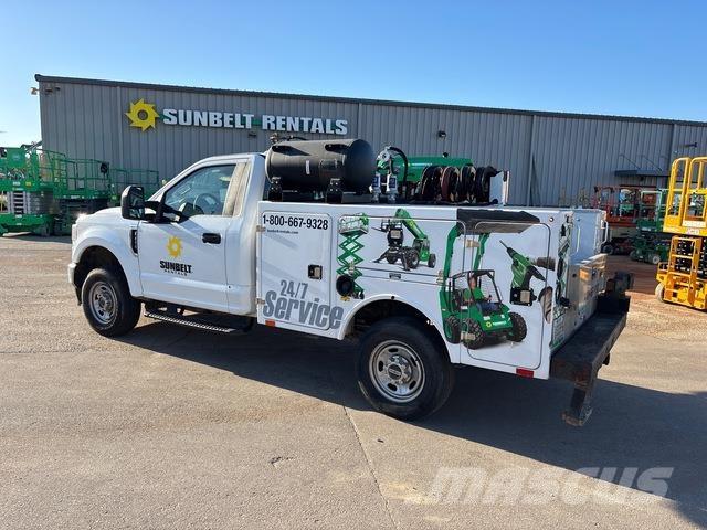 Ford F-250 Komunálne / Multi-úžitkové vozidlá