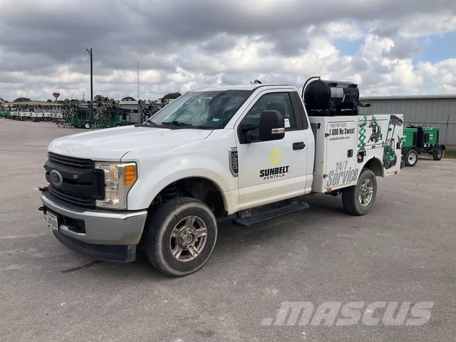 Ford F-250 Komunálne / Multi-úžitkové vozidlá