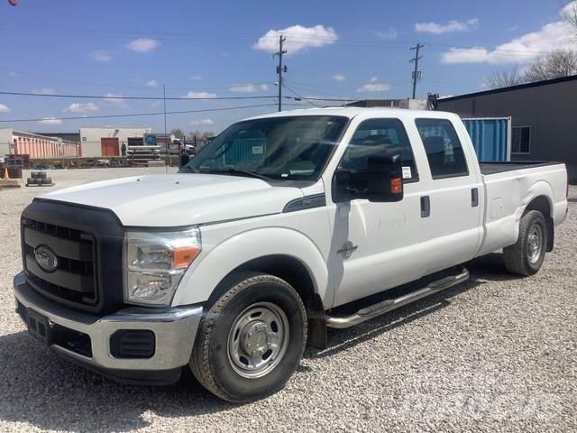 Ford F-250 4x4 Iné