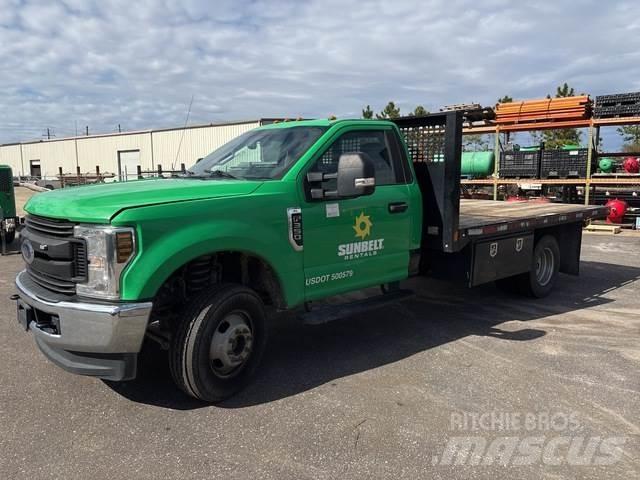 Ford F-350 Plošinové nákladné automobily/nákladné automobily so sklápacími bočnicami