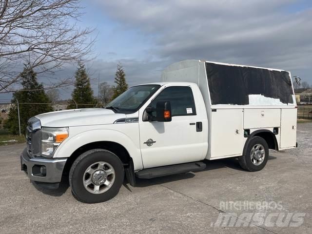 Ford F-350 Nakladacia/sklápacia bočnica