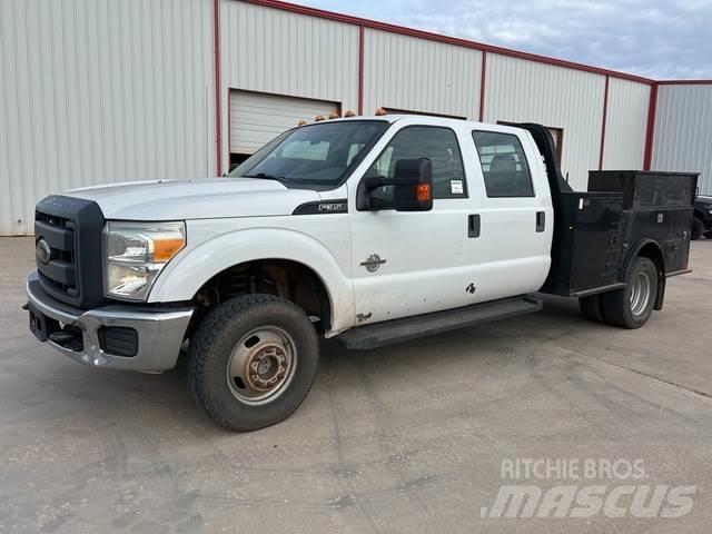 Ford F-350 Nakladacia/sklápacia bočnica