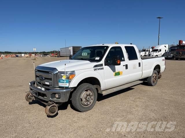 Ford F-350 Iné