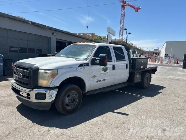Ford F-350 Plošinové nákladné automobily/nákladné automobily so sklápacími bočnicami