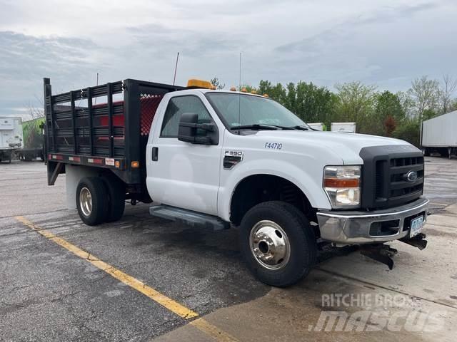 Ford F-350 Plošinové nákladné automobily/nákladné automobily so sklápacími bočnicami