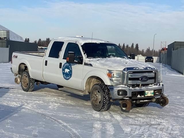 Ford F-350 Iné
