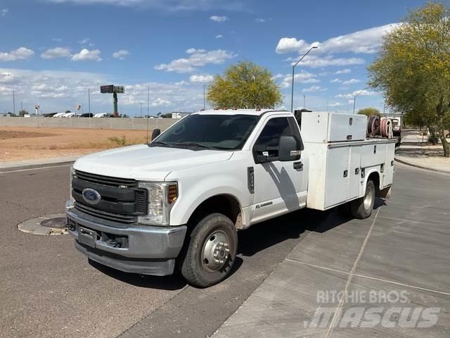 Ford F-350 Nakladacia/sklápacia bočnica