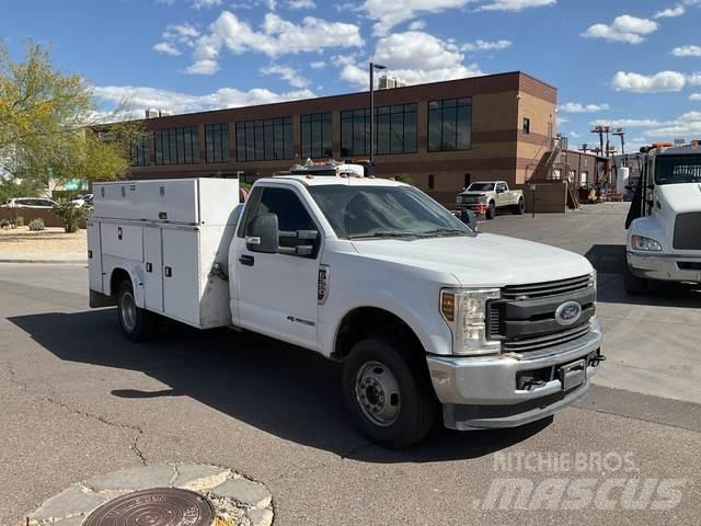 Ford F-350 Nakladacia/sklápacia bočnica