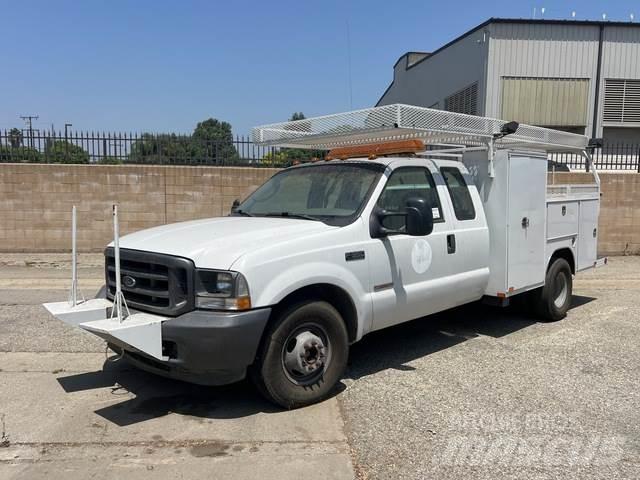 Ford F-350 Komunálne / Multi-úžitkové vozidlá