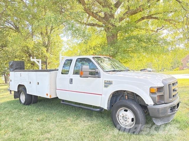 Ford F-350 Komunálne / Multi-úžitkové vozidlá