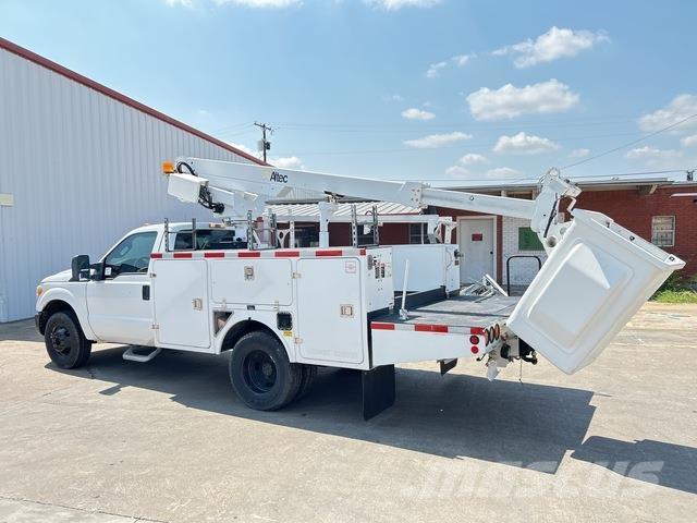 Ford F-350 Autoplošiny