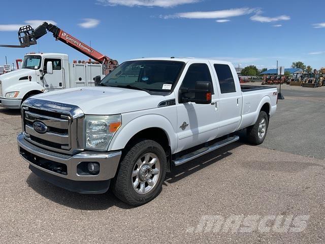 Ford F-350 Iné