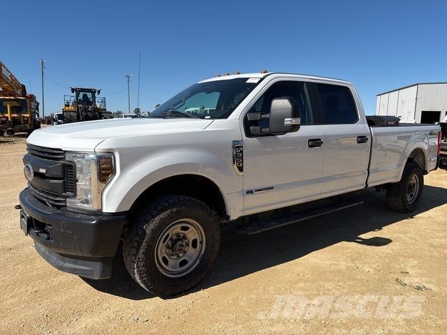 Ford F-350 Nakladacia/sklápacia bočnica