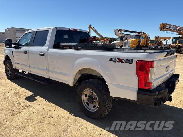 Ford F-350 Nakladacia/sklápacia bočnica