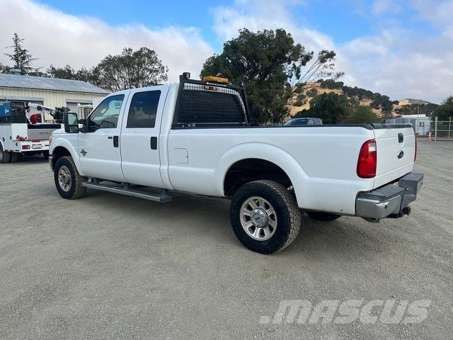 Ford F-350 Nakladacia/sklápacia bočnica