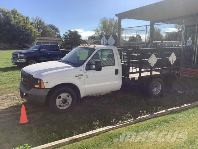 Ford F-350 Plošinové nákladné automobily/nákladné automobily so sklápacími bočnicami