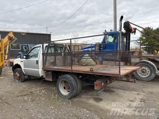 Ford F-450 Plošinové nákladné automobily/nákladné automobily so sklápacími bočnicami