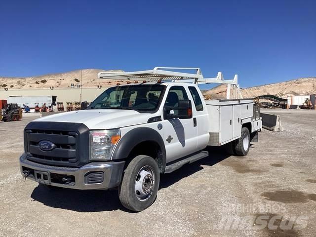 Ford F-450 Nakladacia/sklápacia bočnica