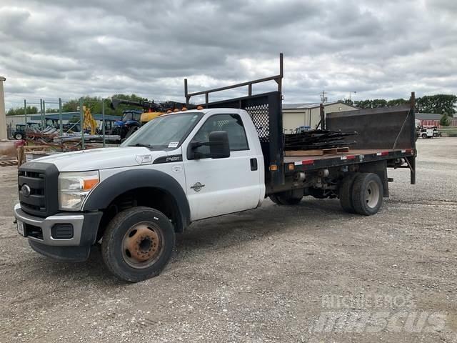 Ford F-450 Plošinové nákladné automobily/nákladné automobily so sklápacími bočnicami
