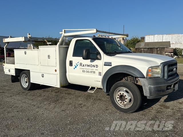 Ford F-450 Nakladacia/sklápacia bočnica