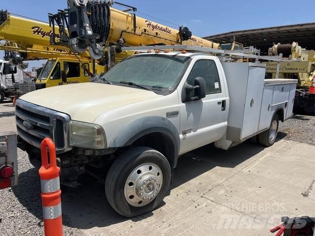 Ford F-450 Nakladacia/sklápacia bočnica