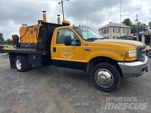 Ford F-450 Plošinové nákladné automobily/nákladné automobily so sklápacími bočnicami