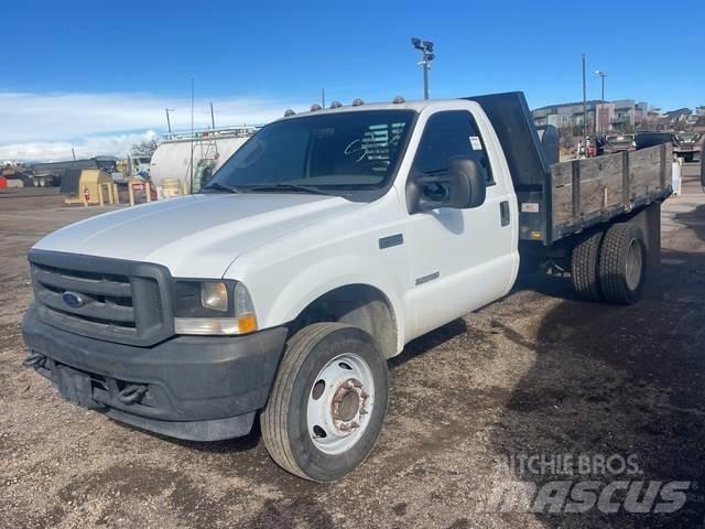 Ford F-450 Plošinové nákladné automobily/nákladné automobily so sklápacími bočnicami