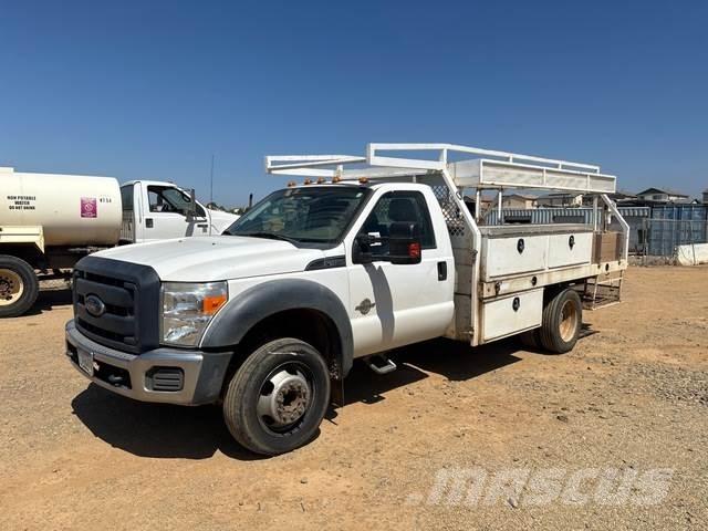 Ford F-450 Nakladacia/sklápacia bočnica