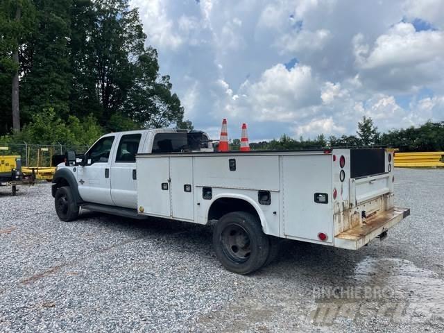 Ford F-450 Nakladacia/sklápacia bočnica