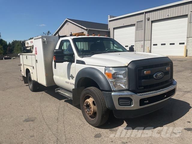 Ford F-450 Komunálne / Multi-úžitkové vozidlá