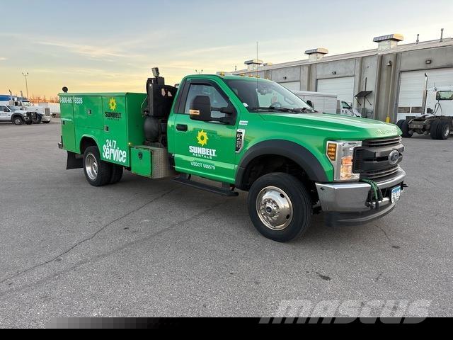 Ford F-450 Komunálne / Multi-úžitkové vozidlá