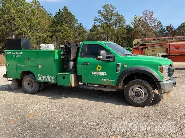 Ford F-450 Komunálne / Multi-úžitkové vozidlá