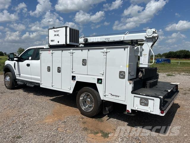 Ford F-550 Komunálne / Multi-úžitkové vozidlá