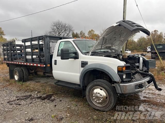 Ford F-550 Plošinové nákladné automobily/nákladné automobily so sklápacími bočnicami