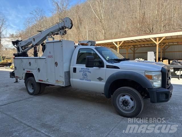 Ford F-550 Komunálne / Multi-úžitkové vozidlá
