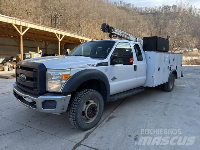 Ford F-550 Komunálne / Multi-úžitkové vozidlá
