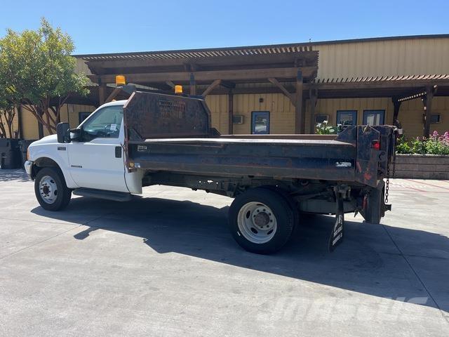 Ford F-550 Sklápače