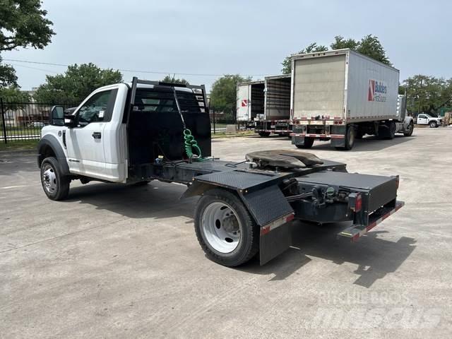 Ford F-550 Stavebníctvo - ostatné