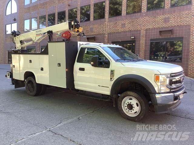 Ford F-550 Komunálne / Multi-úžitkové vozidlá