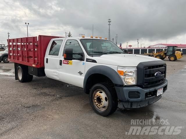 Ford F-550 Plošinové nákladné automobily/nákladné automobily so sklápacími bočnicami
