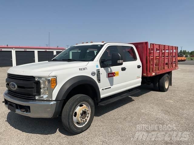 Ford F-550 Plošinové nákladné automobily/nákladné automobily so sklápacími bočnicami