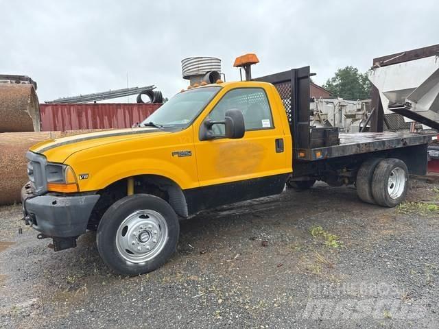 Ford F-550 Plošinové nákladné automobily/nákladné automobily so sklápacími bočnicami