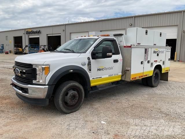 Ford F-550 Stavebníctvo - ostatné
