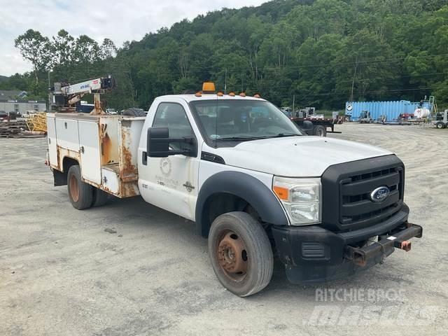 Ford F-550 Komunálne / Multi-úžitkové vozidlá