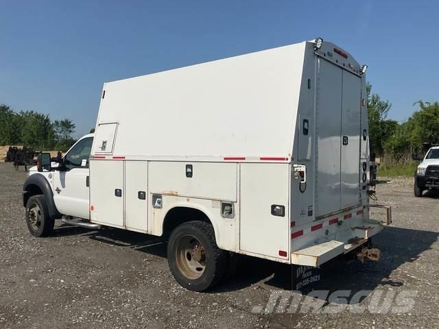 Ford F-550 Nakladacia/sklápacia bočnica