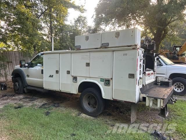 Ford F-550 Komunálne / Multi-úžitkové vozidlá